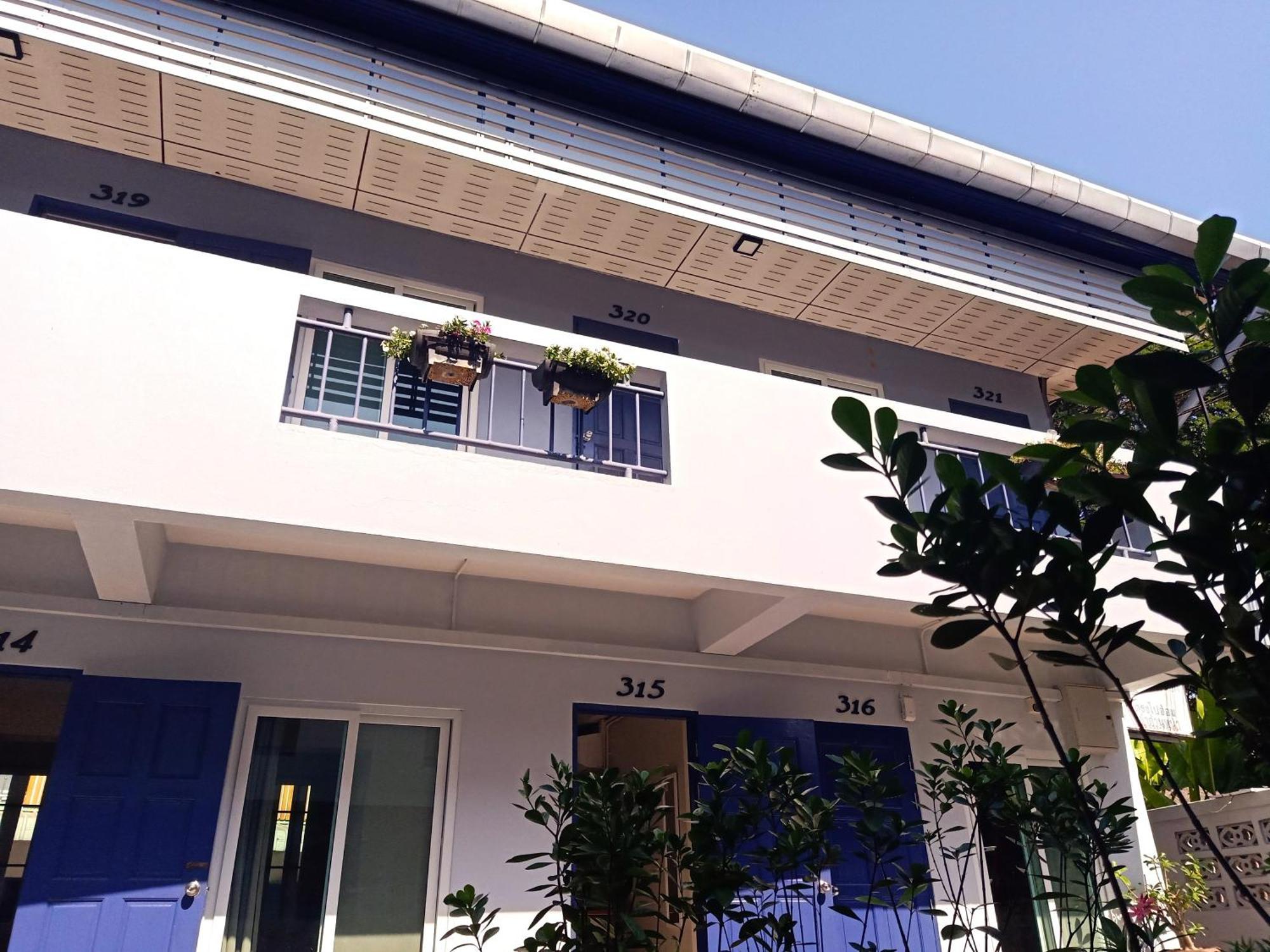 Baan Nukanong Pensión Chiang Rai Exterior foto
