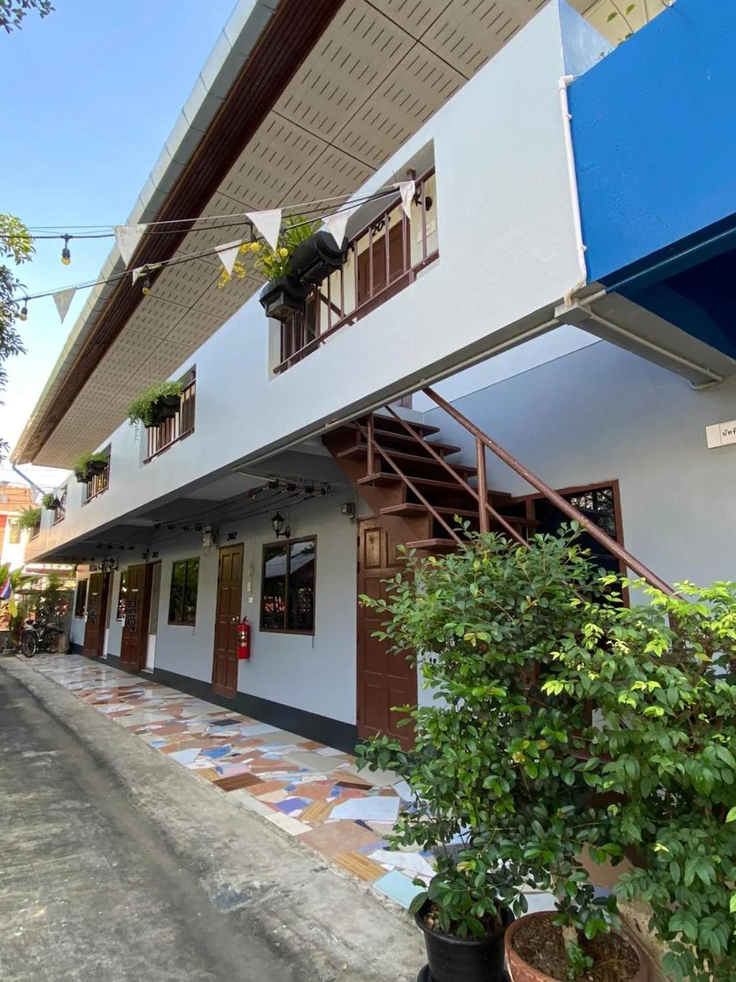 Baan Nukanong Pensión Chiang Rai Exterior foto