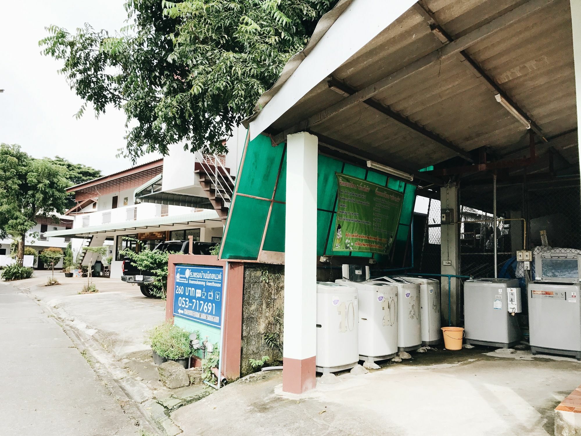 Baan Nukanong Pensión Chiang Rai Exterior foto